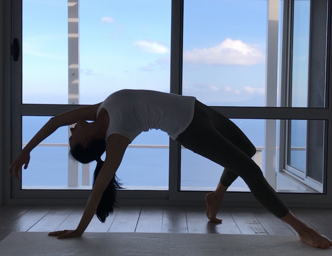 yoga retreat greece yoga pose